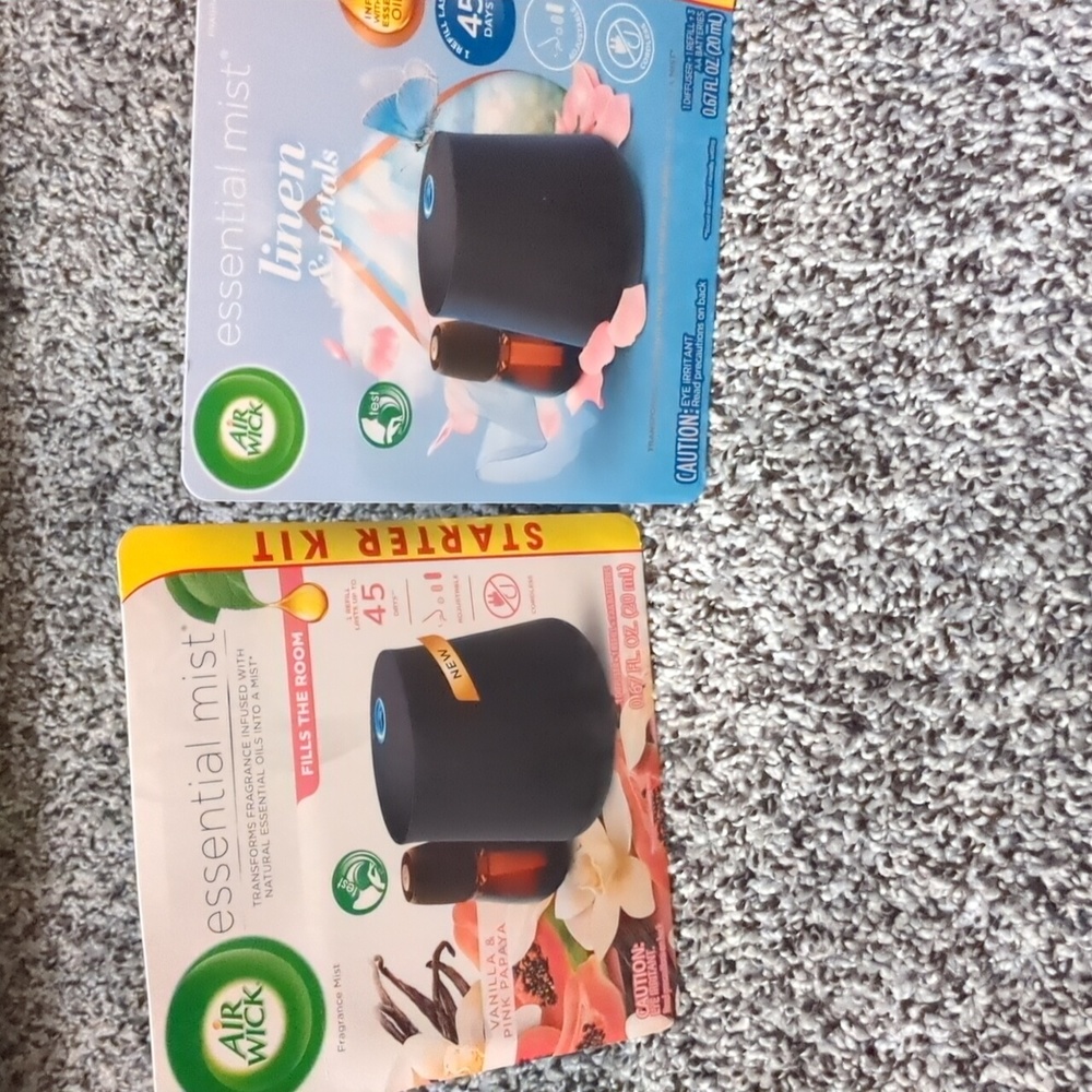 Set of 2 Air wick essential mist oil diffusers